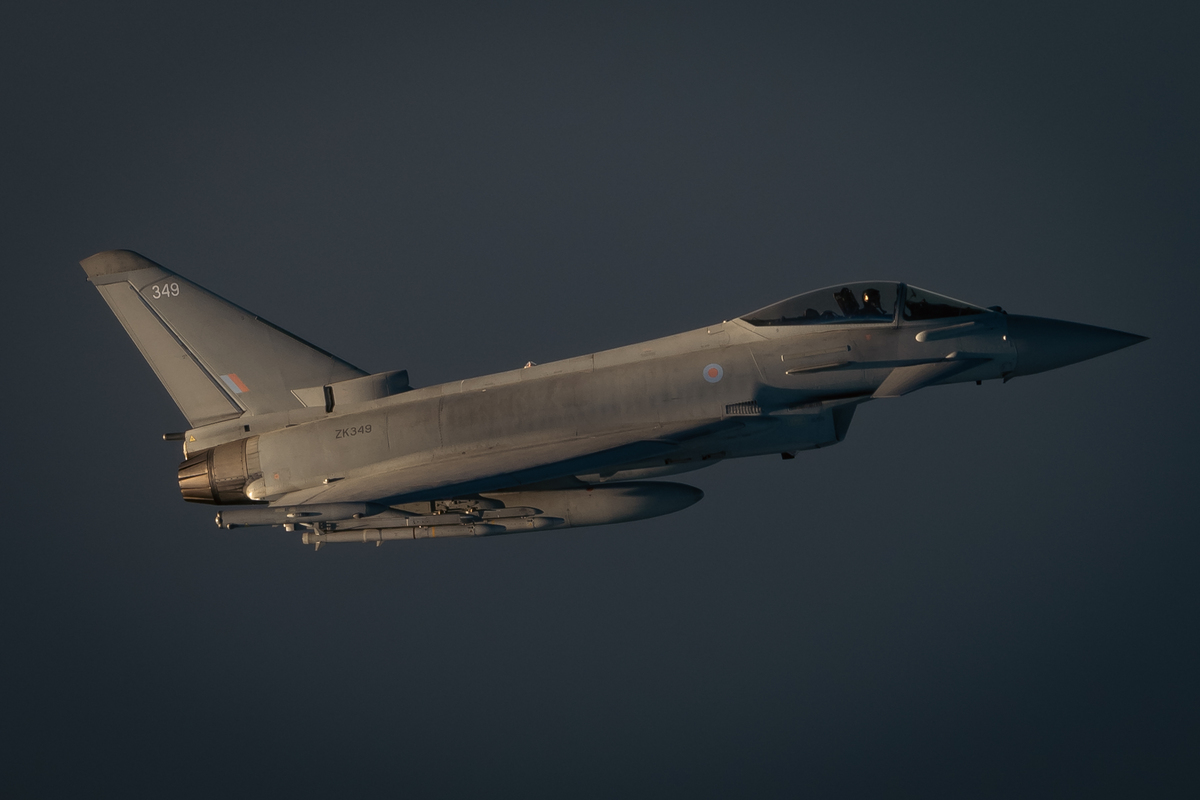UK Sends Four More Typhoon Jets to Qatar to Boost Regional Defense